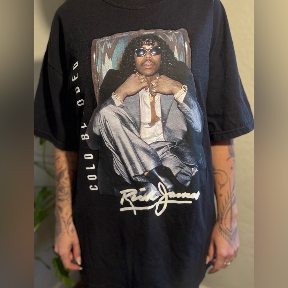 Rick James Cold Blooded graphic tee. Stone city XL